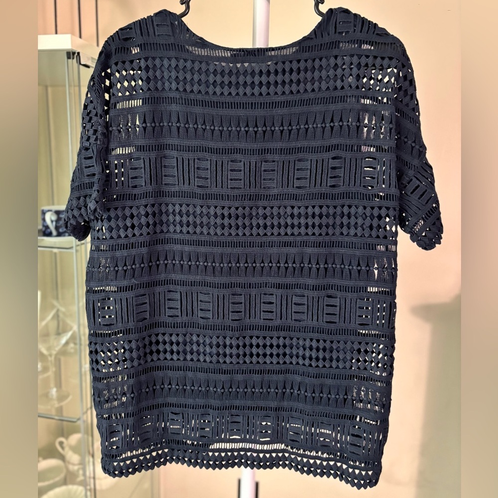Vince Navy Lace Crochet Tee sz S oversized - Picture 3 of 9